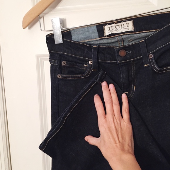 Elizabeth and James Textile Lennox Flare Jeans - Picture 4 of 8